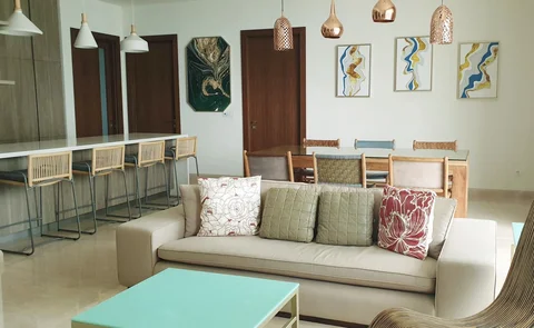 Pakubuwono Spring Tower Cherrywood Lantai Tengah
