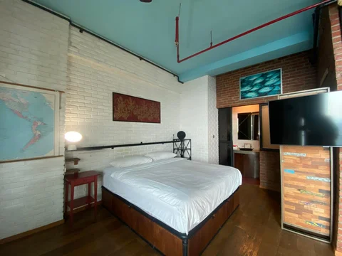 Residence 8 Senopati Tower 2 Lantai Atas