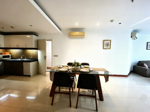 Permata Gandaria Lantai Bawah
