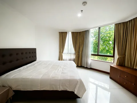 Permata Gandaria Lantai Bawah