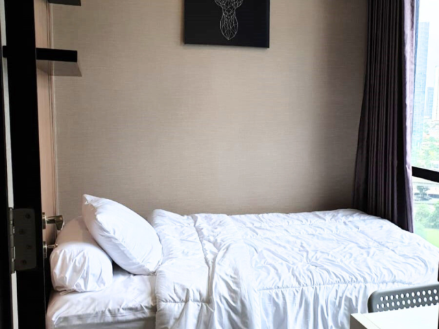 Sudirman Suite Lantai Tengah