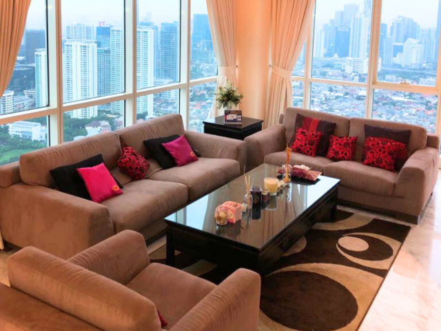 The Peak Sudirman Tower Renais Lantai Atas