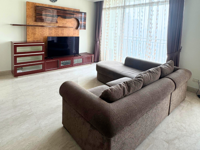 Pakubuwono View Tower Redwood Lantai Atas