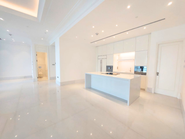 St. Regis Jakarta Lantai Atas