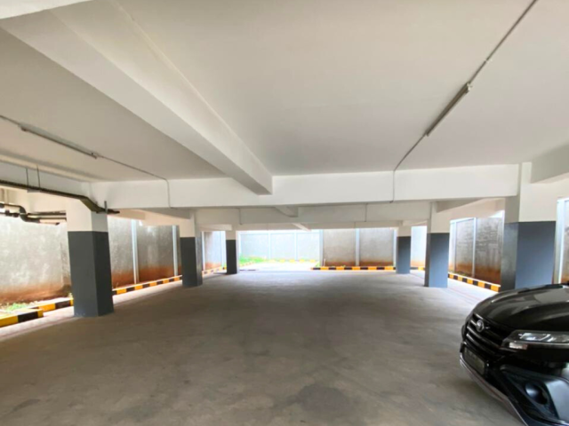 Gedung Dijual Pramuka Raya 5,5 Lantai