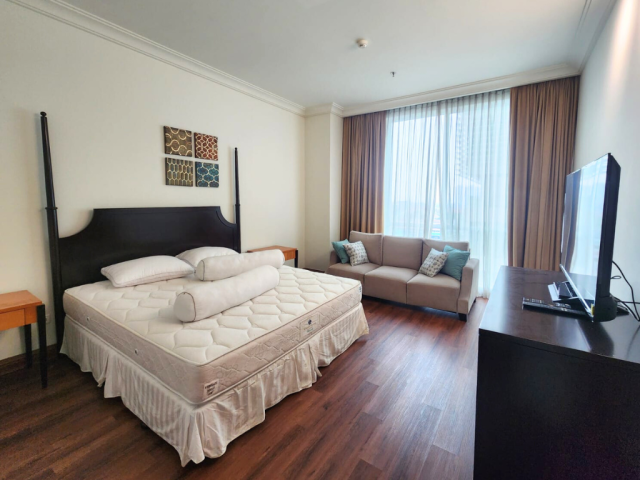 Pakubuwono View Tower Redwood Lantai Bawah