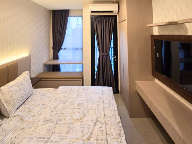 Ciputra World 2 Tower The Newton 2 Lantai 46