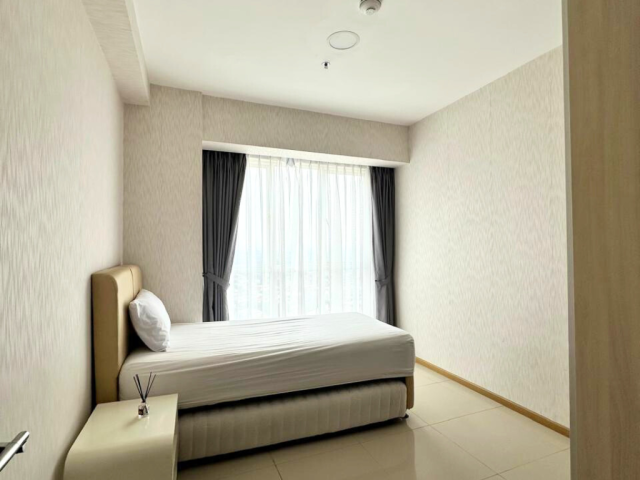 Gandaria Heights Tower B Lantai Tengah