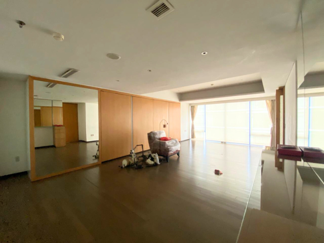 Verde One Tower North Lantai 9