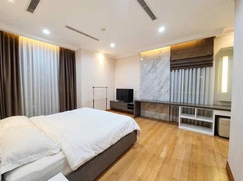 Residence 8 Senopati Tower 3 Lantai Atas