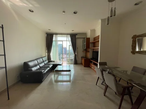 Senayan Residence Tower 2 Lantai Tengah