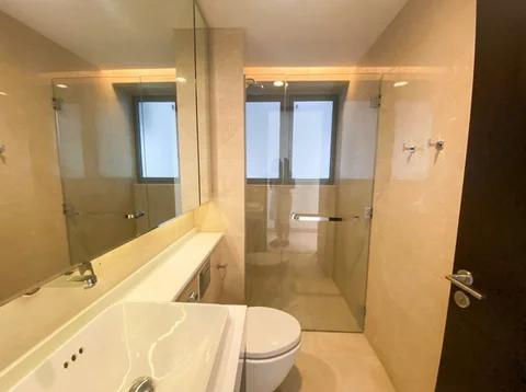 Casa Domaine Tower 2 Lantai Atas