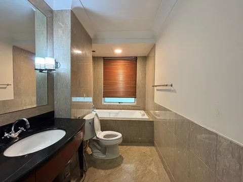 Pakubuwono Residence Tower Eaglewood Lantai Bawah