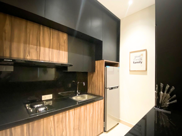 Sudirman Suites Lantai Tengah