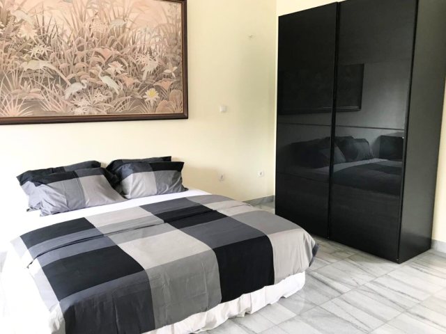 Rumah DisewakanLebak Bulus 3 Kamar