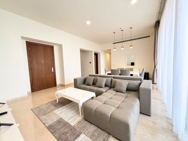 Pakubuwono Spring Tower Applewood Lantai Atas