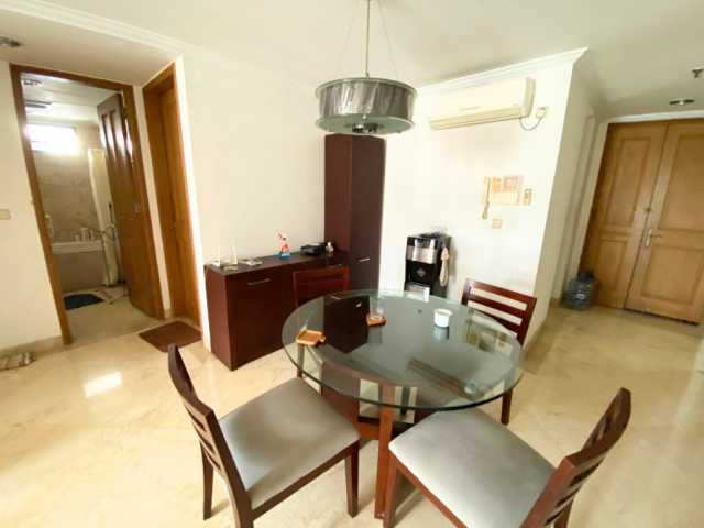 Park Royale Tower 3 Lantai Tengah