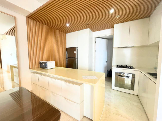 1Park Avenue Tower King Lantai Tengah