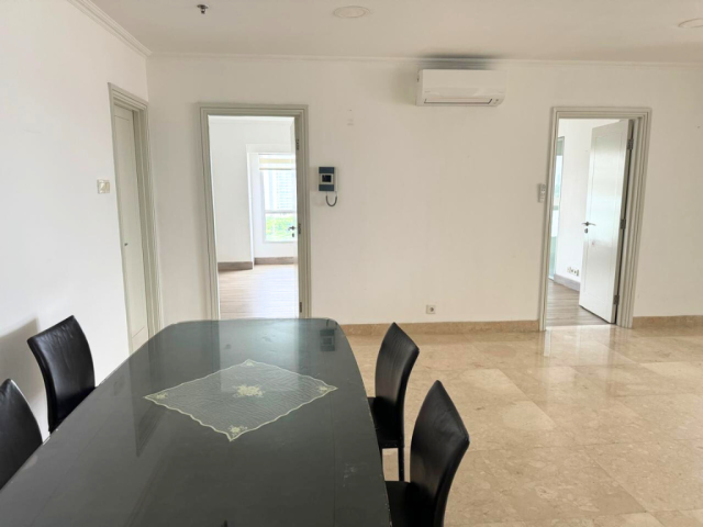 Somerset Berlian Tower South Lantai Tengah