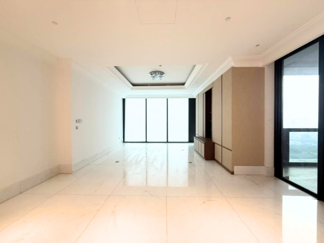 St. Regis Jakarta Lantai Tengah