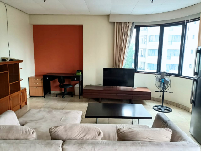 Park Royale Tower 1 Lantai Rendah