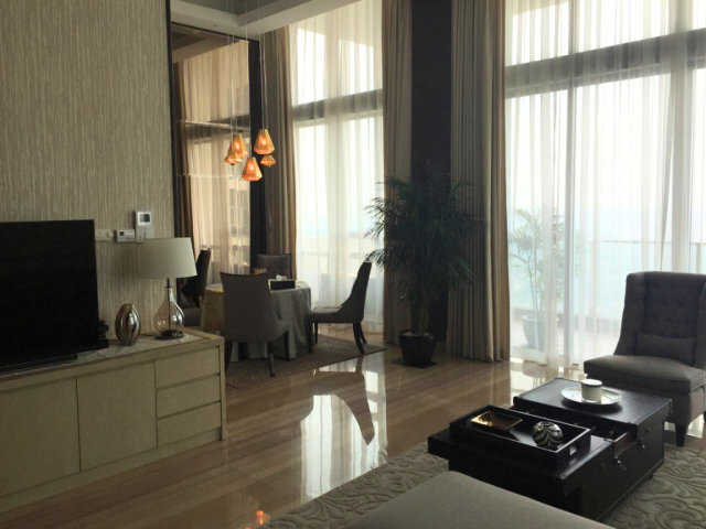 Kemang Village Tower Tiffany Lantai Atas