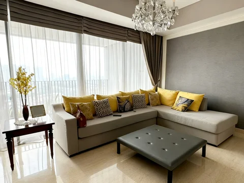 1 Park Avenue Tower Royal Lantai Sedang