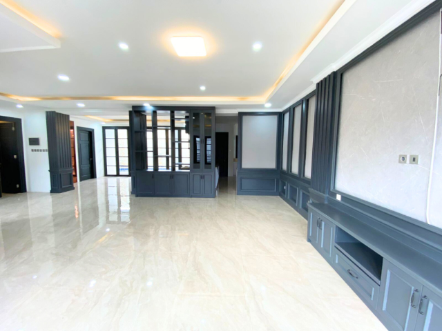 Rumah Dijual Jl. Dwijaya Radio Dalam 6 Kamar