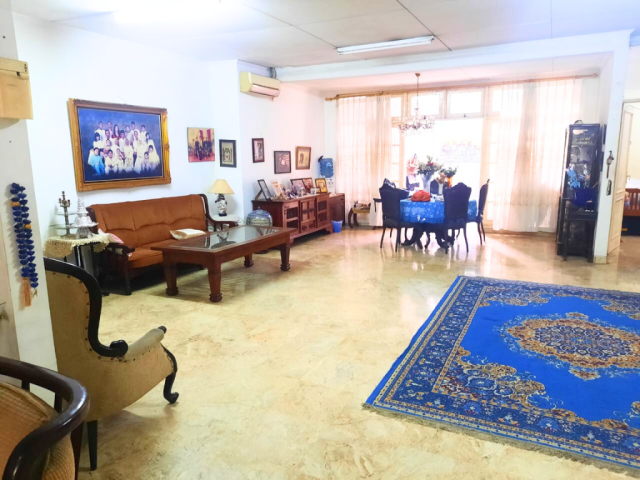 Rumah Dijual Tanjung Barat Indah 5 Kamar