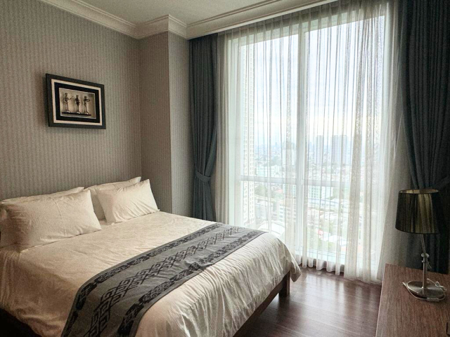 Pakubuwono View Tower Redwood Lantai Atas