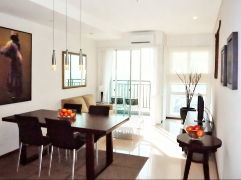 Thamrin Residence Tower Daisy Lantai Tinggi