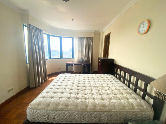 Park Royale Tower 3 Lantai Tengah