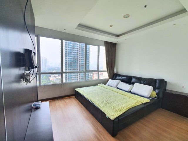 Essence Dharmawangsa Tower Eminence 2 Lantai Tengah
