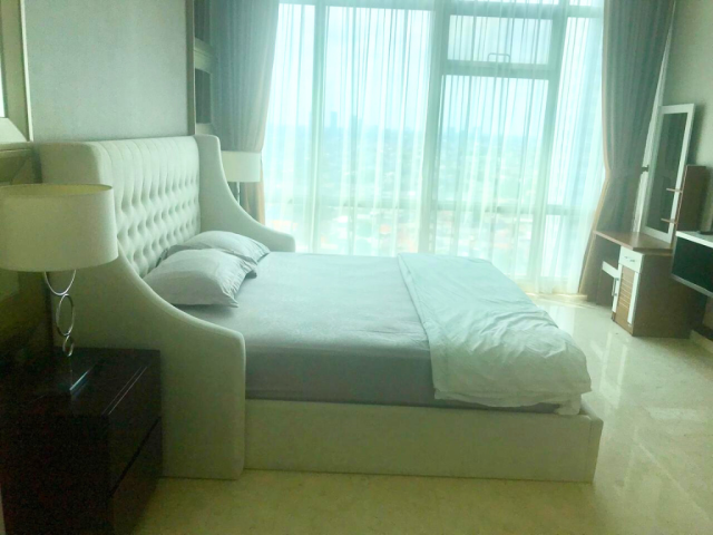 Essence Dharmawangsa Tower East Lantai Atas