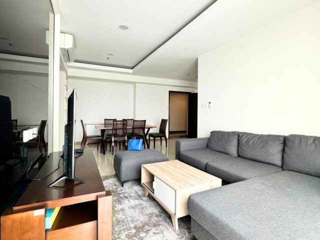 Gandaria Heights Tower B Lantai Tengah