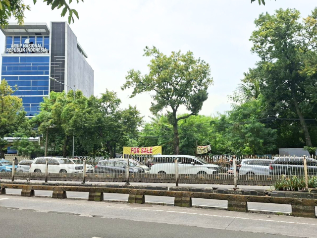 Tanah Pejaten Dijual 7596 M2