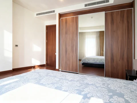 Pakubuwono House Tower Rosewood Lantai Tinggi