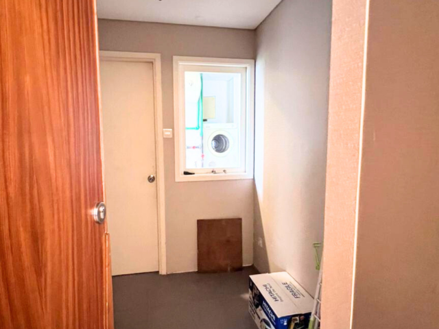 1Park Residence Tower A Lantai Tengah