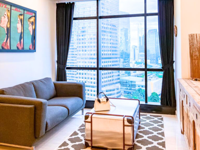 Sudirman Suites Lantai Tengah