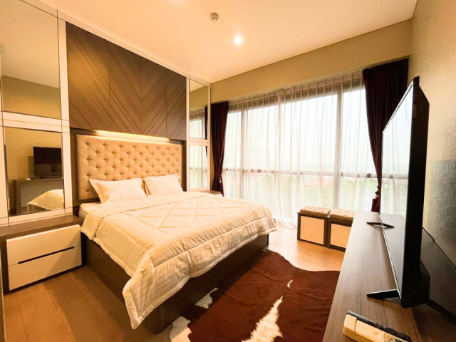 1Park Avenue Tower King Lantai Bawah