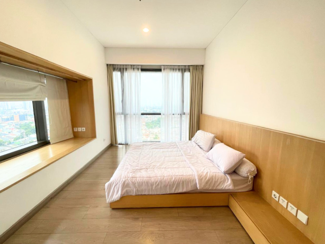 1Park Avenue Tower King Lantai Tengah
