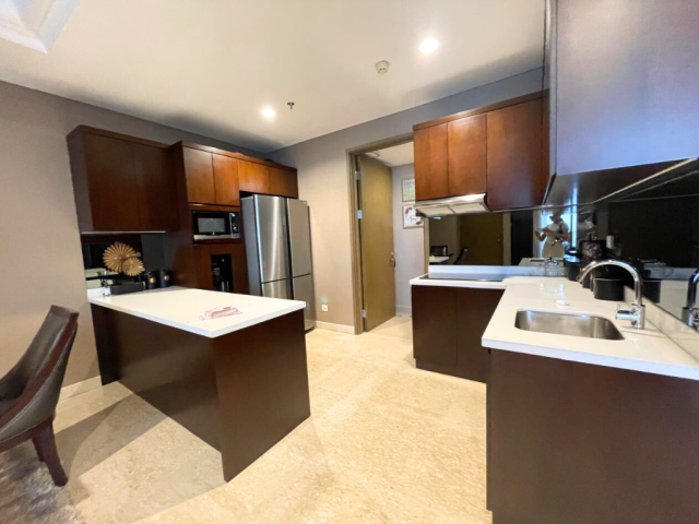 1Park Avenue Tower Royal Lantai Tengah