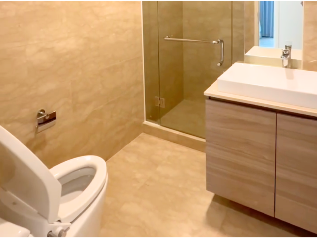 57 Promenade Tower City Lantai Tengah