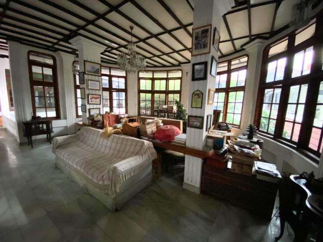 Rumah Dijual Mampang Prapatan 7 Kamar