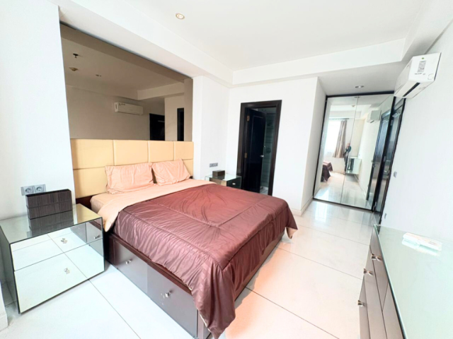 Puri Imperium Tower 1 Lantai Atas