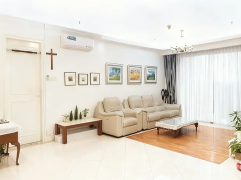 Grand ITC Permata Hijau Tower B Lantai Tengah