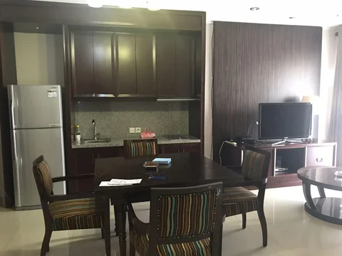 Sahid Sudirman Residence Lantai Tengah