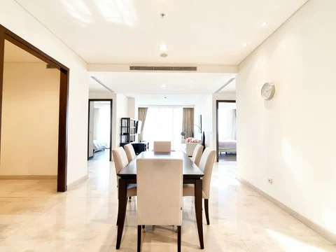 Pakubuwono House Tower Rosewood Lantai Tinggi