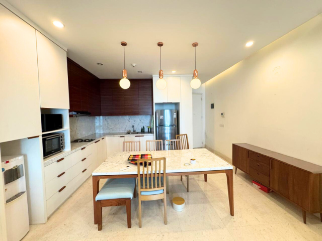 Residence 8 Tower 3 58th Floor