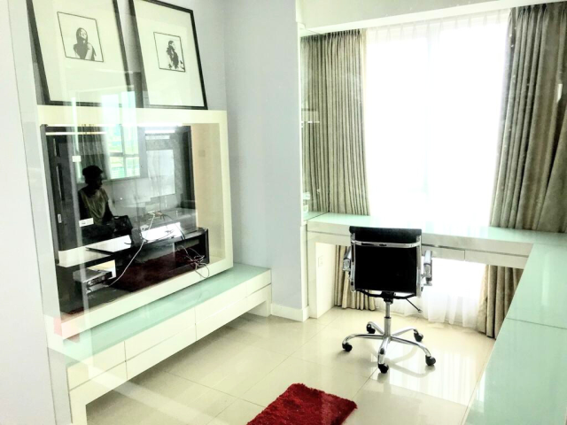 Gandaria Heights Tower A Lantai Atas